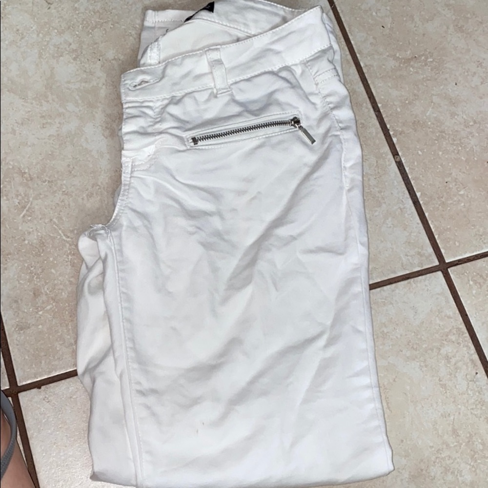 White dressy skinny Capri